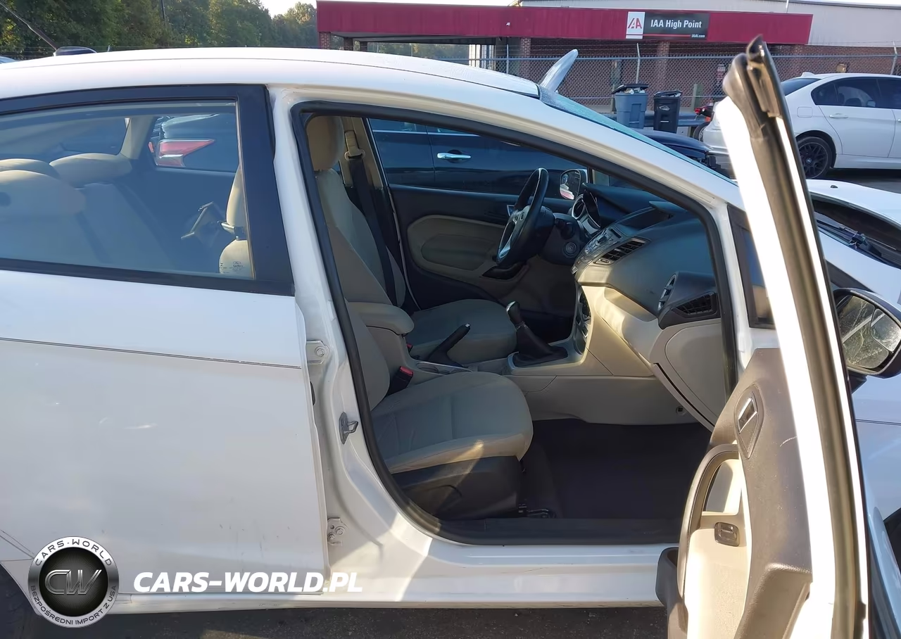 2014 Ford Fiesta Se VIN:3FADP4BJ9EM174587 - 5
