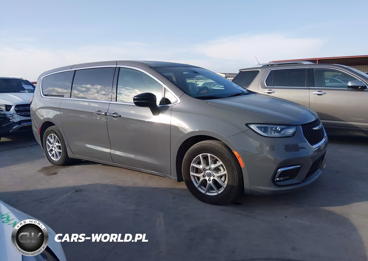 2025 Chrysler Pacifica Select VIN:2C4RC1BGXSR553987 - 13
