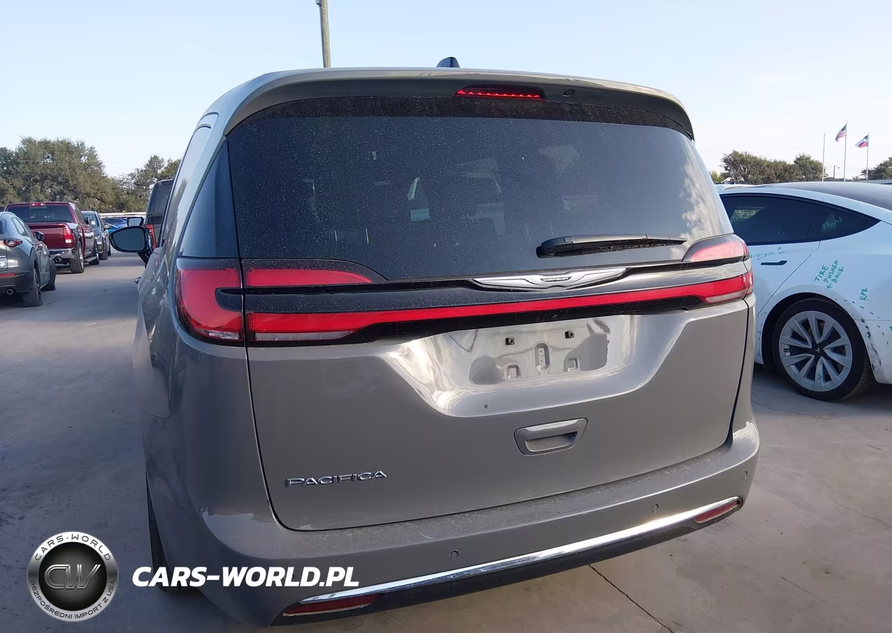 2025 Chrysler Pacifica Select VIN:2C4RC1BGXSR553987 - 16