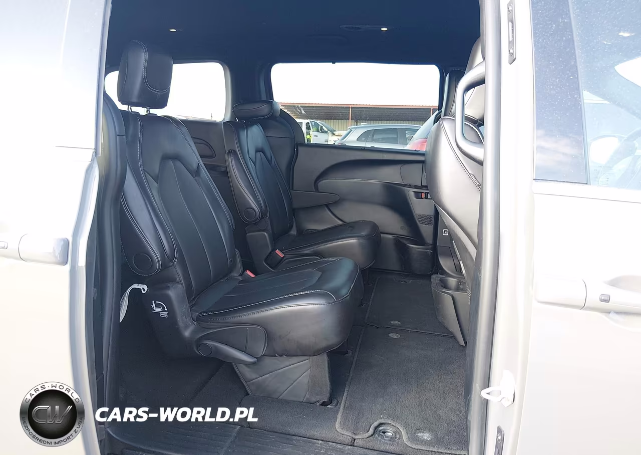 2025 Chrysler Pacifica Select VIN:2C4RC1BGXSR553987 - 8