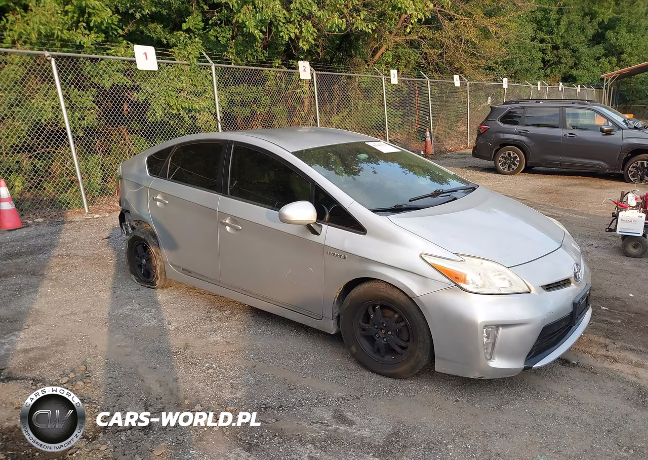 2014 Toyota Prius Three