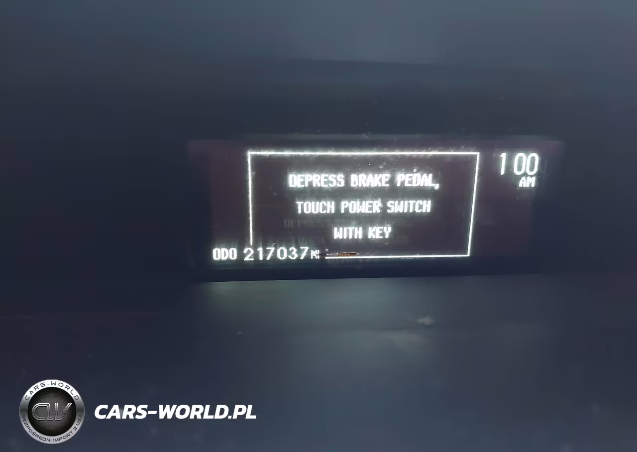 2014 Toyota Prius Three VIN:JTDKN3DU9E1772202 - 14