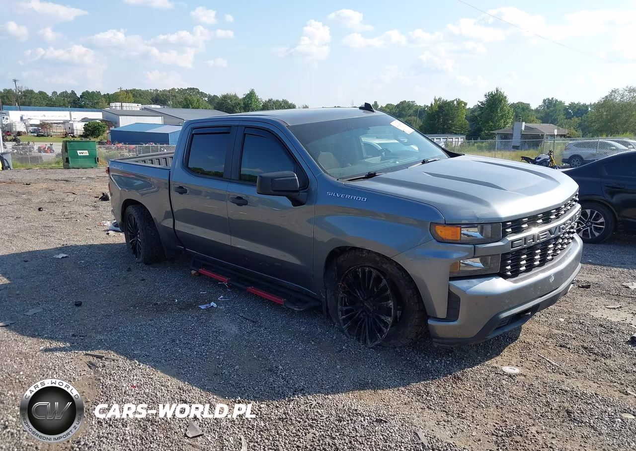 2021 Chevrolet Silverado 1500 4Wd Short Bed Custom – zdjęcie 1 z 16