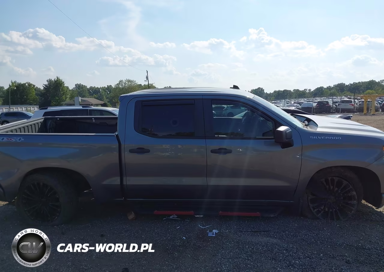 2021 Chevrolet Silverado 1500 4Wd Short Bed Custom VIN:3GCPYBEK7MG345010 - 13