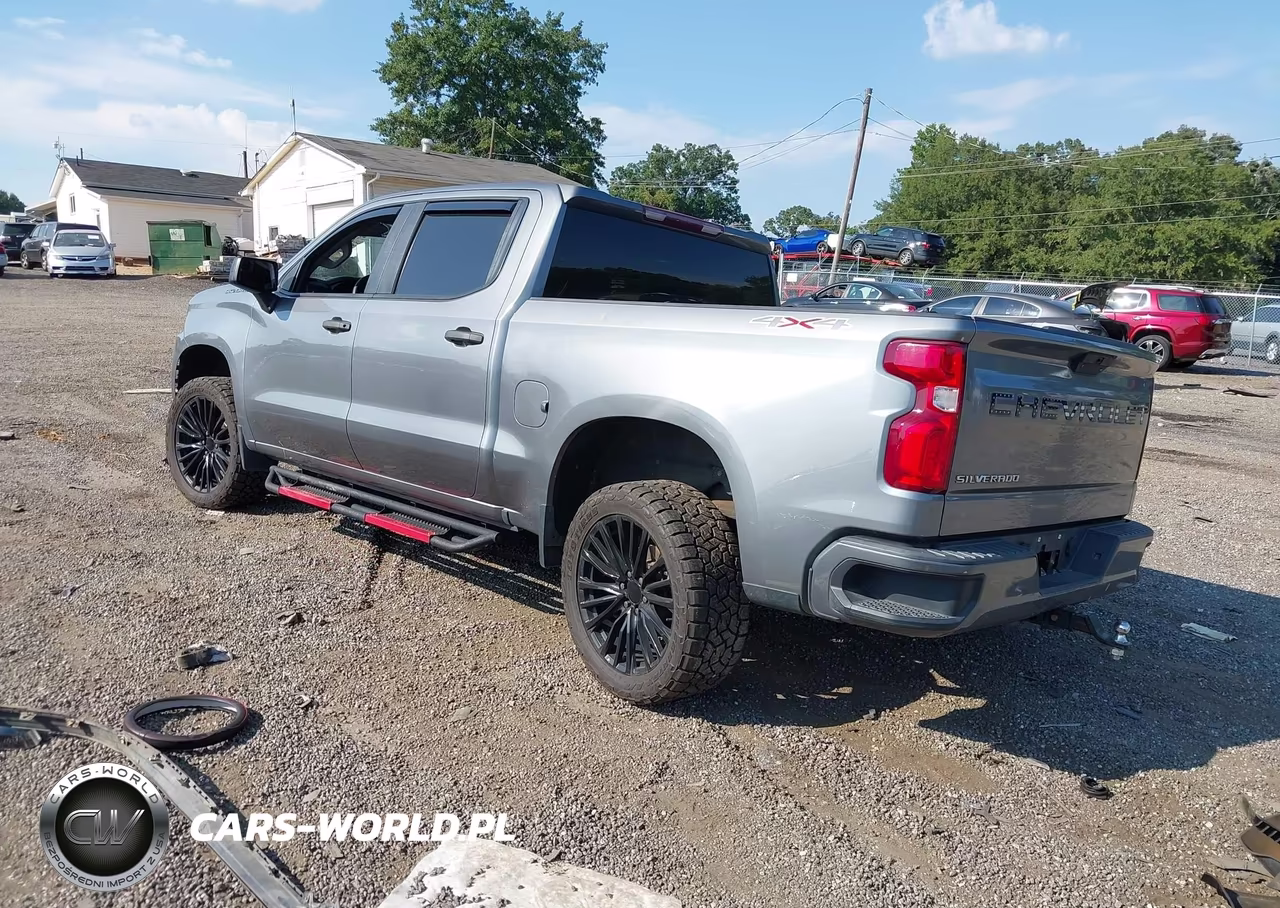 2021 Chevrolet Silverado 1500 4Wd Short Bed Custom VIN:3GCPYBEK7MG345010 - 3