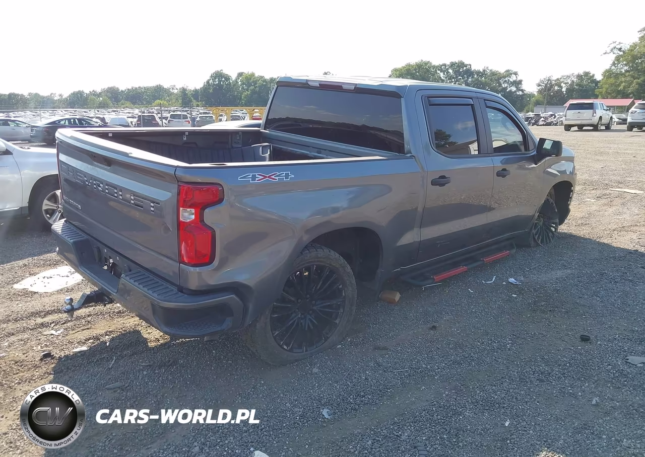 2021 Chevrolet Silverado 1500 4Wd Short Bed Custom VIN:3GCPYBEK7MG345010 - 4