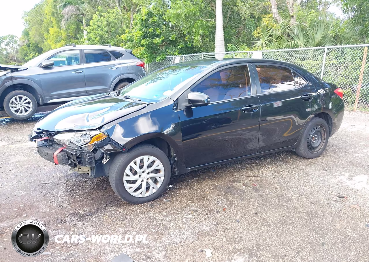 2017 Toyota Corolla Le VIN:5YFBURHE6HP670476 - 2
