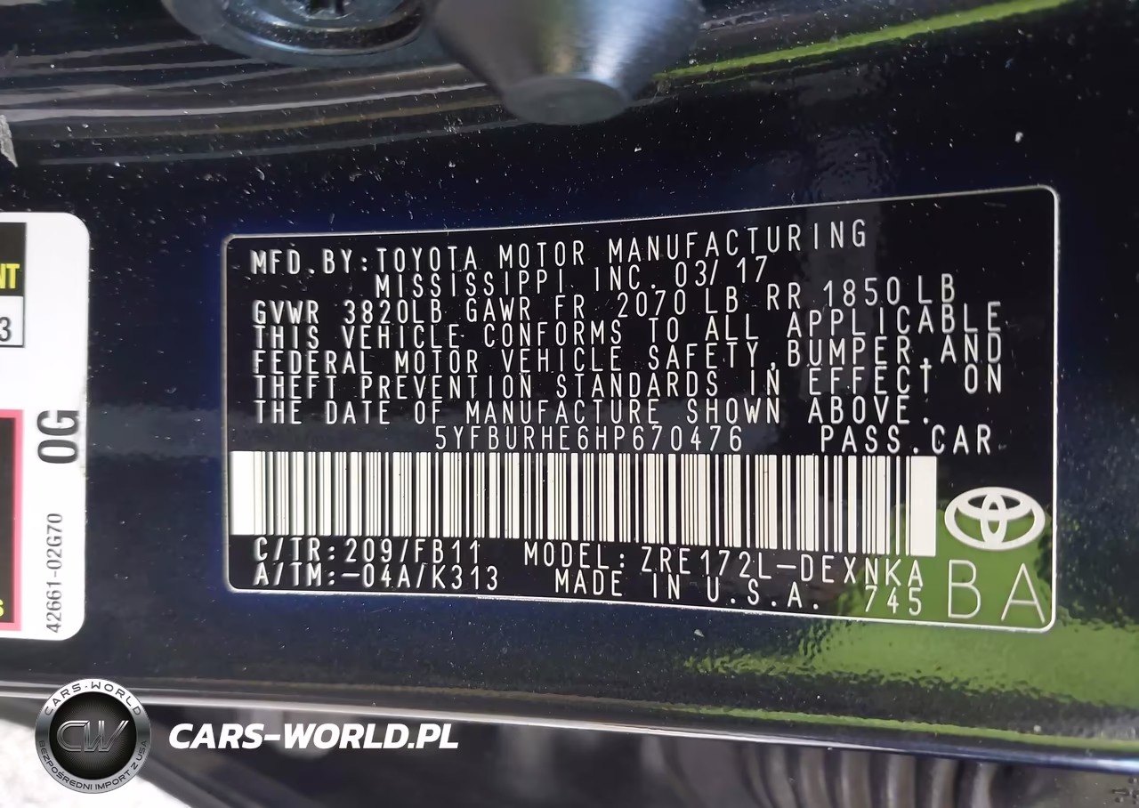 2017 Toyota Corolla Le VIN:5YFBURHE6HP670476 - 9