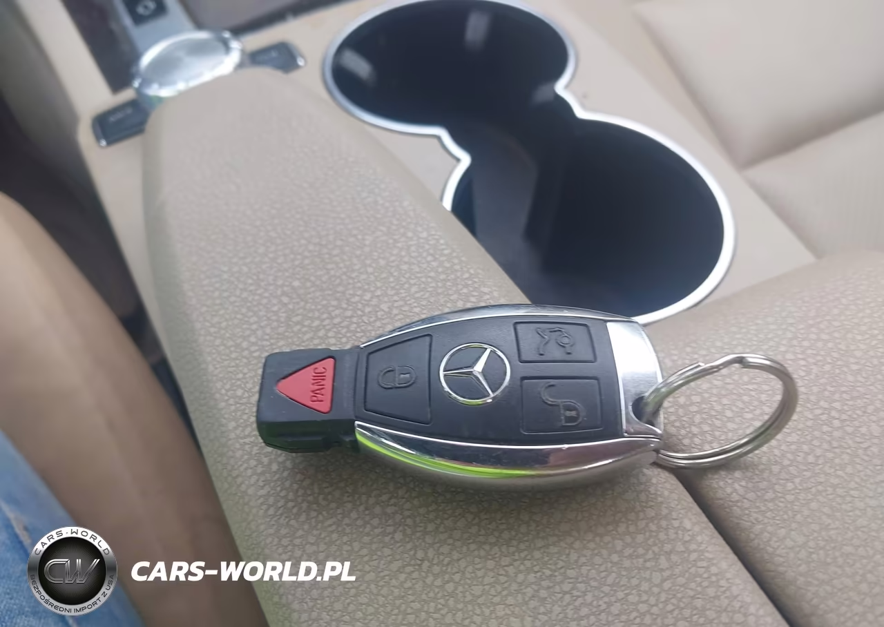 2012 Mercedes-Benz C 300 Sport 4Matic VIN:WDDGF8BB0CA699337 - 11