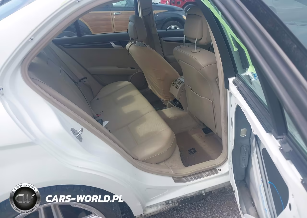2012 Mercedes-Benz C 300 Sport 4Matic VIN:WDDGF8BB0CA699337 - 8