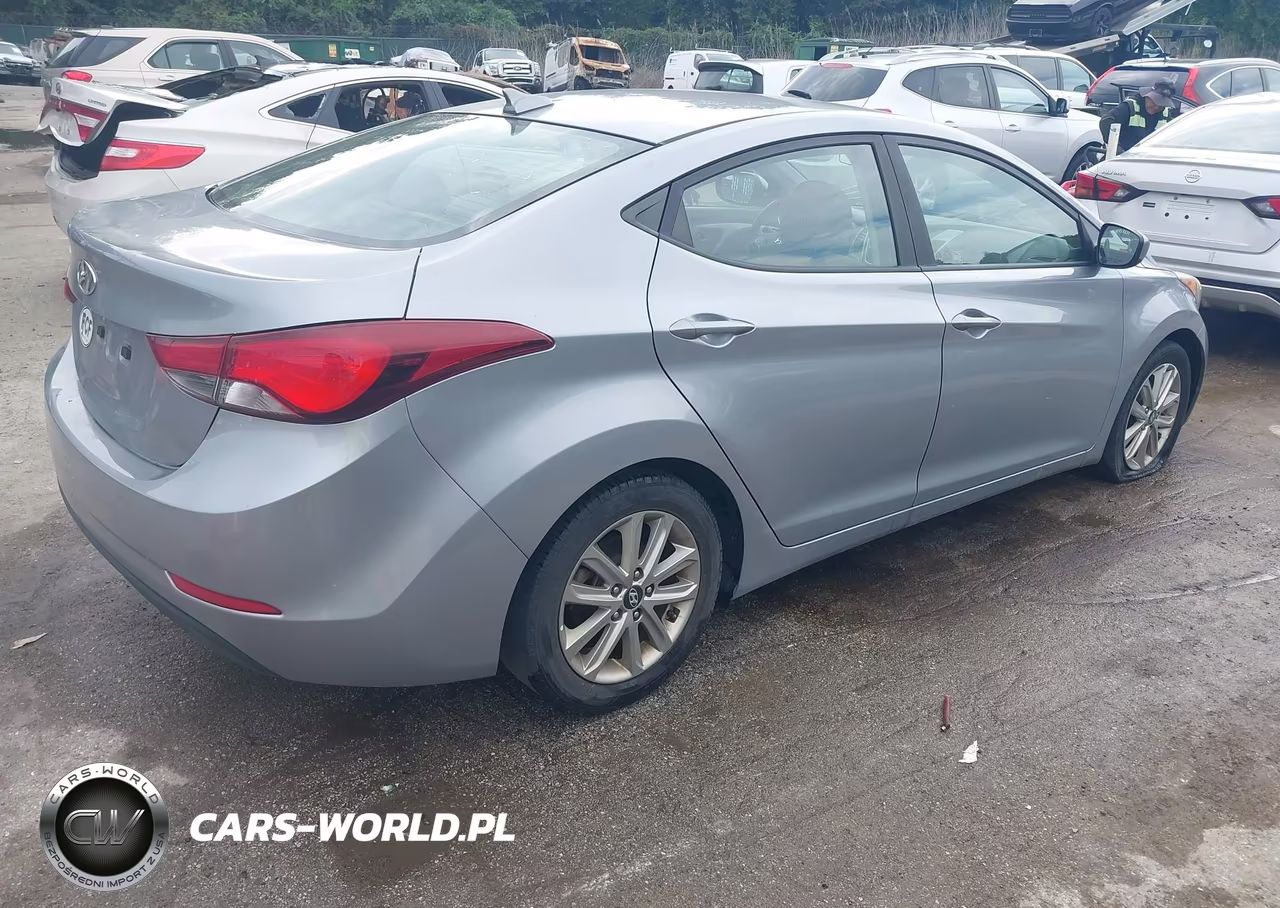 2016 Hyundai Elantra Se VIN:5NPDH4AE0GH705180 - 4
