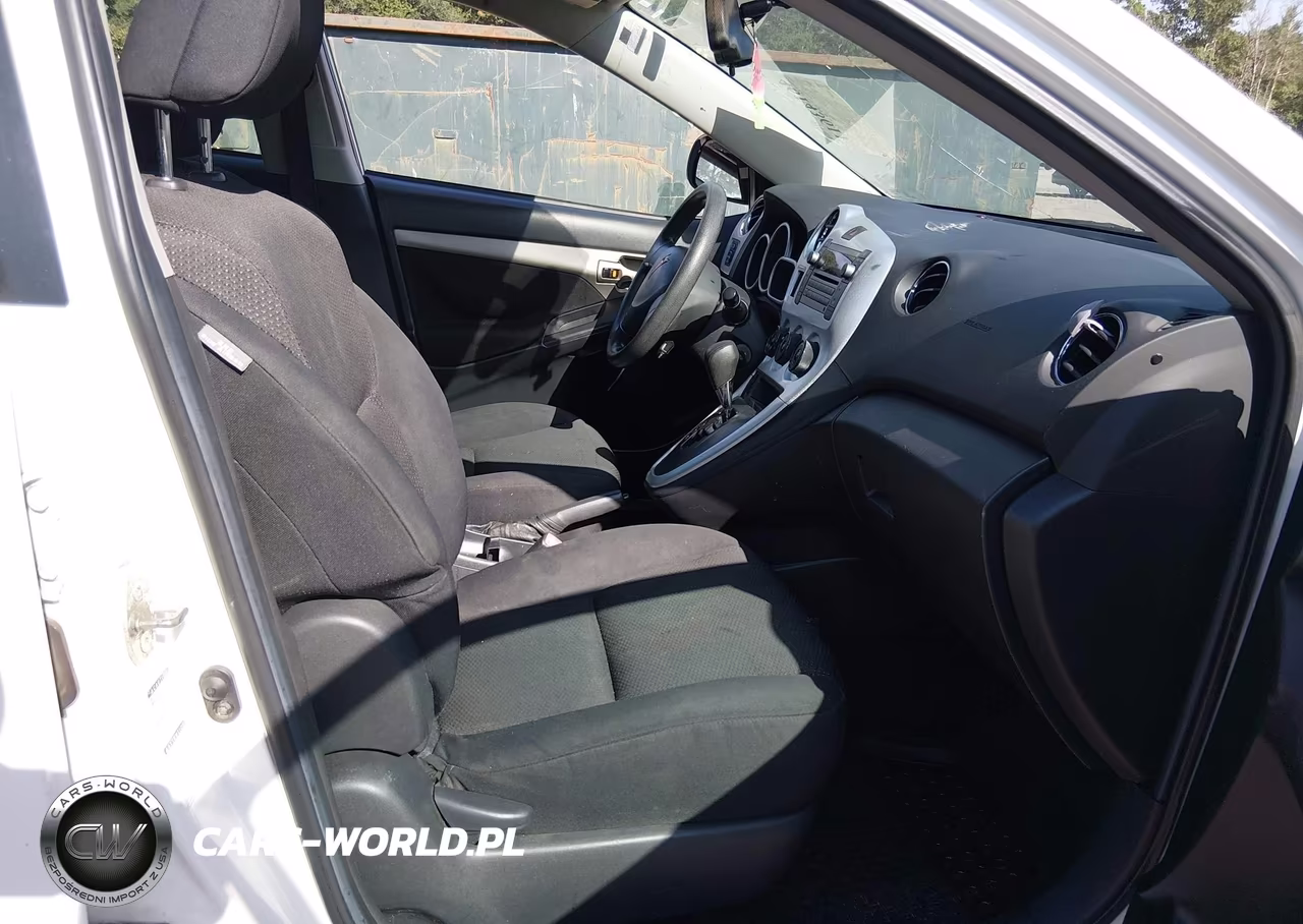 2009 Pontiac Vibe VIN:5Y2SM67079Z415637 - 5