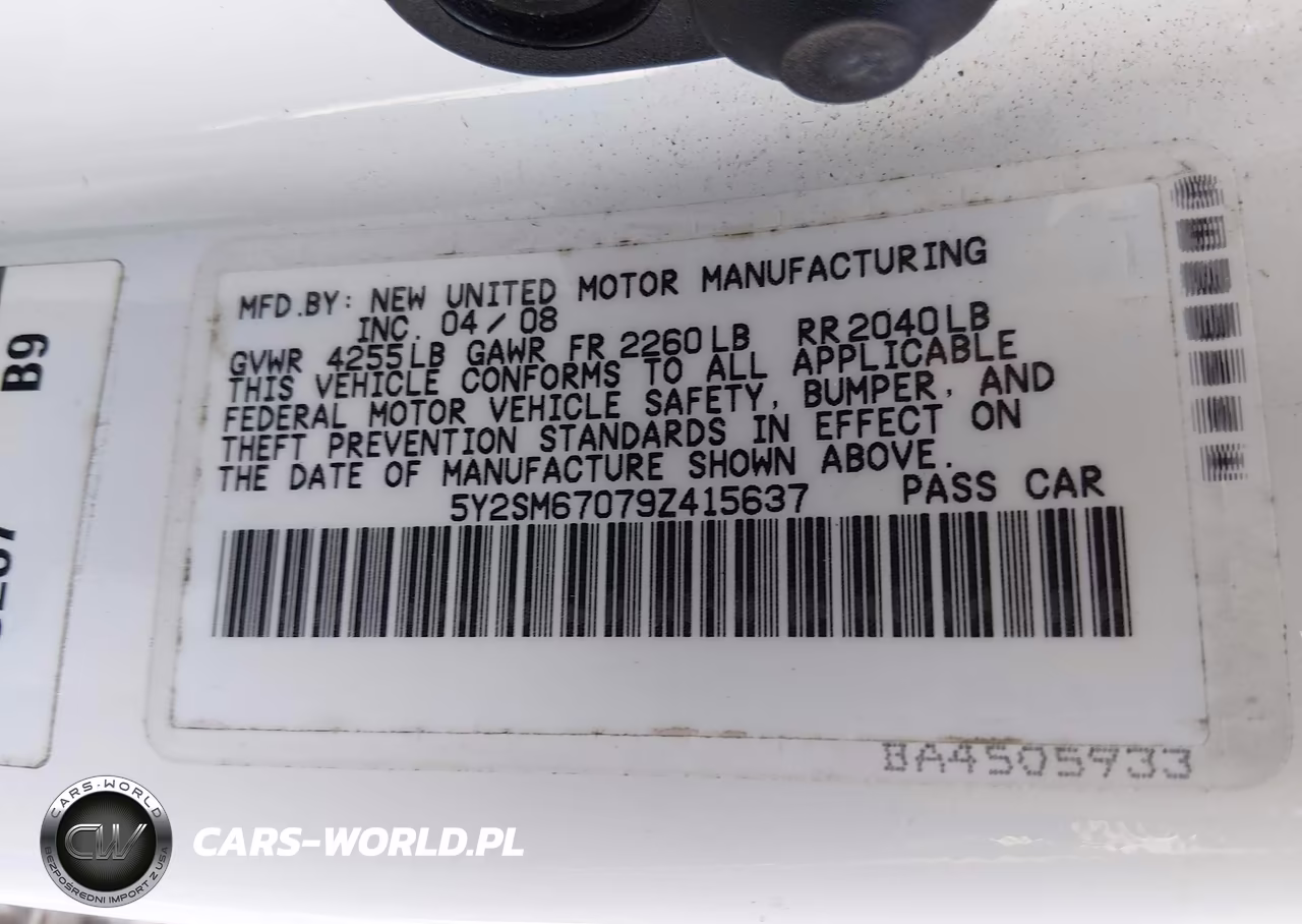 2009 Pontiac Vibe VIN:5Y2SM67079Z415637 - 9
