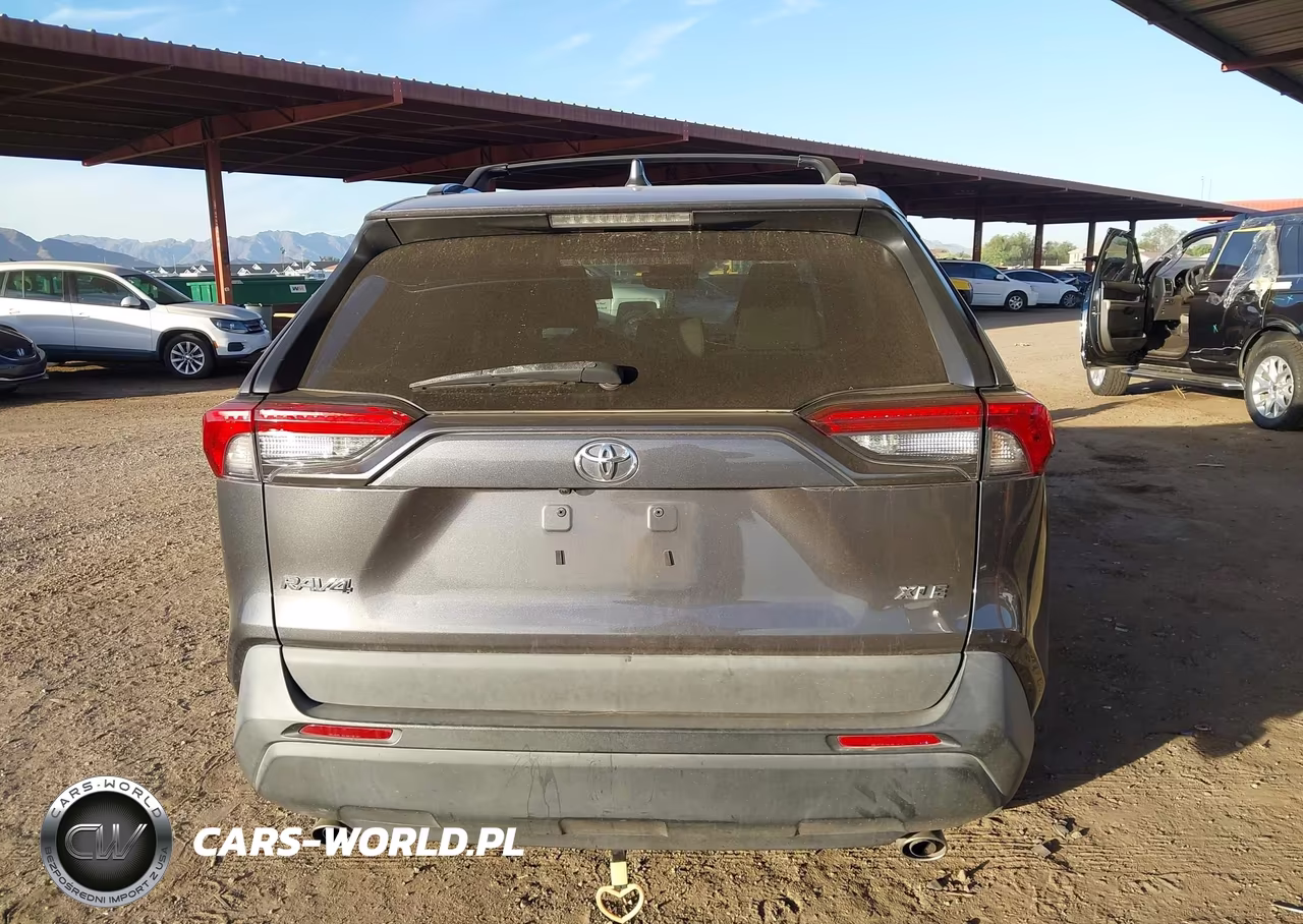 2021 Toyota Rav4 Xle VIN:2T3W1RFV3MC133045 - 16