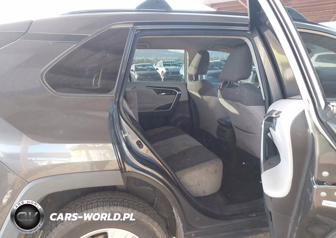 2021 Toyota Rav4 Xle VIN:2T3W1RFV3MC133045 - 8