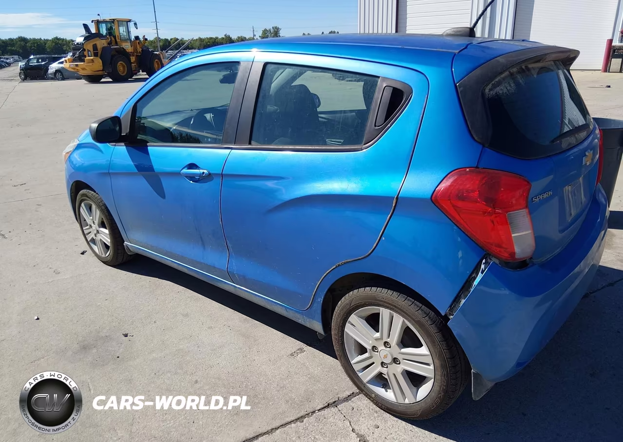 2018 Chevrolet Spark Ls Cvt VIN:KL8CB6SA7JC425028 - 3