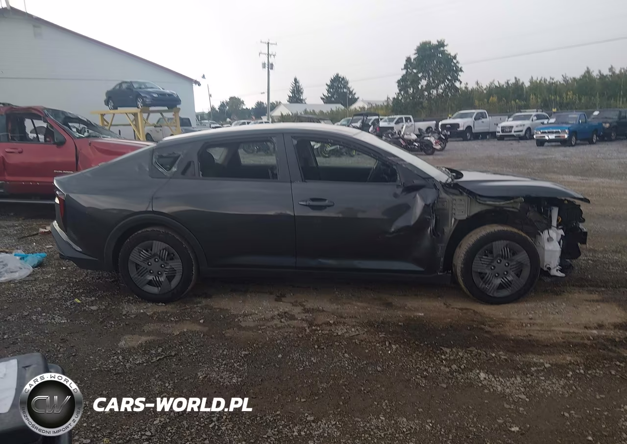 2025 Kia K4 Lx VIN:3KPFT4DE5SE156446 - 12