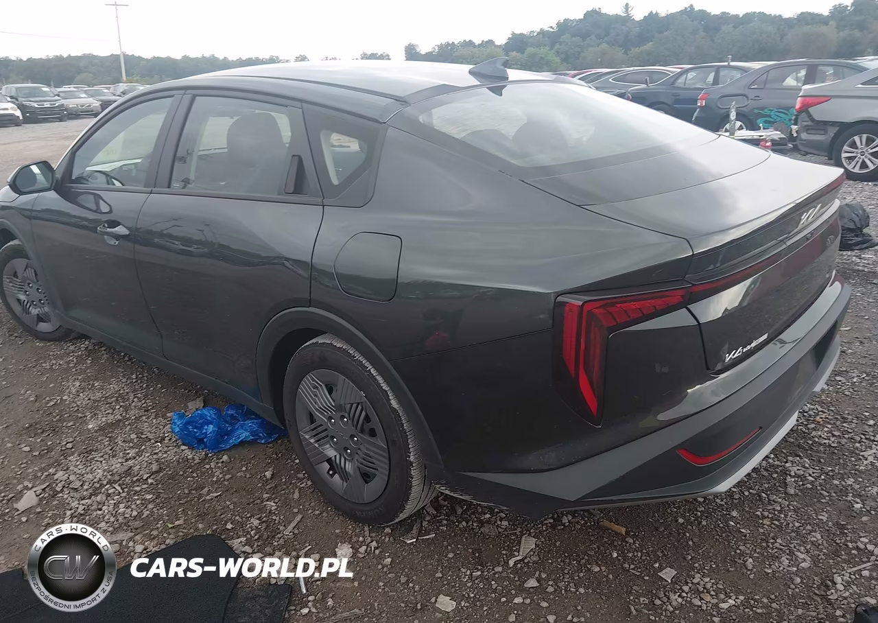 2025 Kia K4 Lx VIN:3KPFT4DE5SE156446 - 3