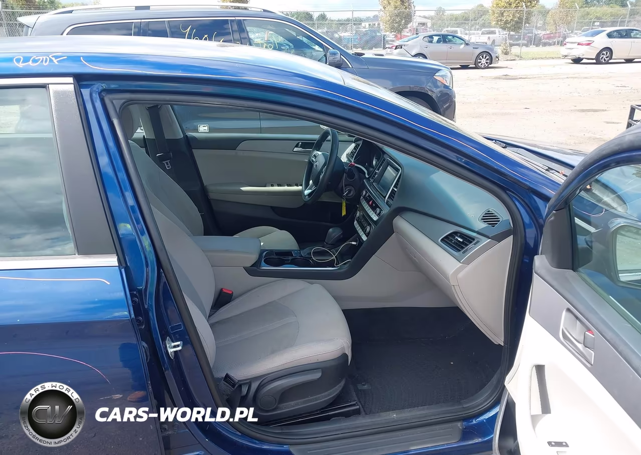2019 Hyundai Sonata Se VIN:5NPE24AF6KH763530 - 5