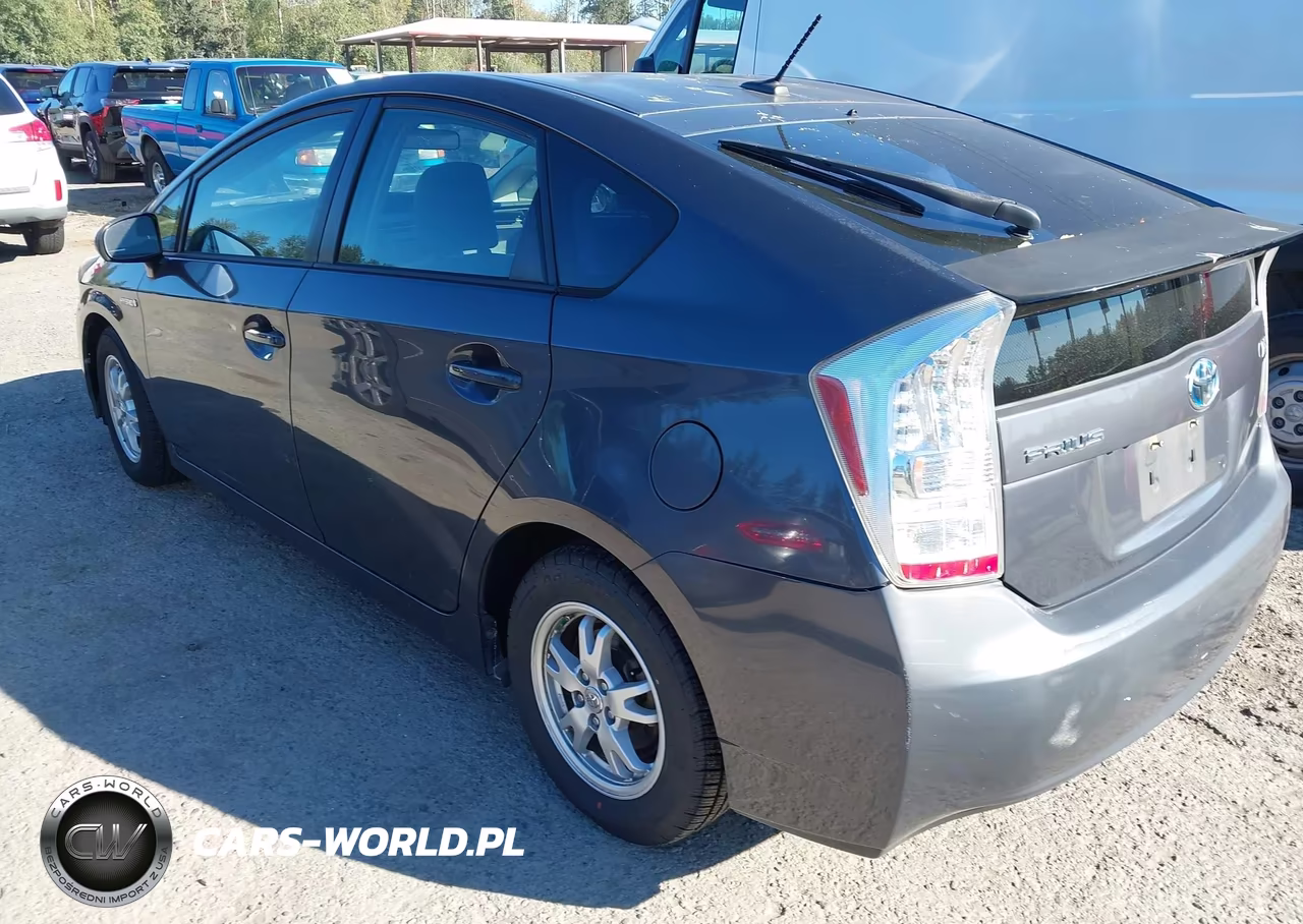 2011 Toyota Prius Three VIN:JTDKN3DUXB1409094 - 3