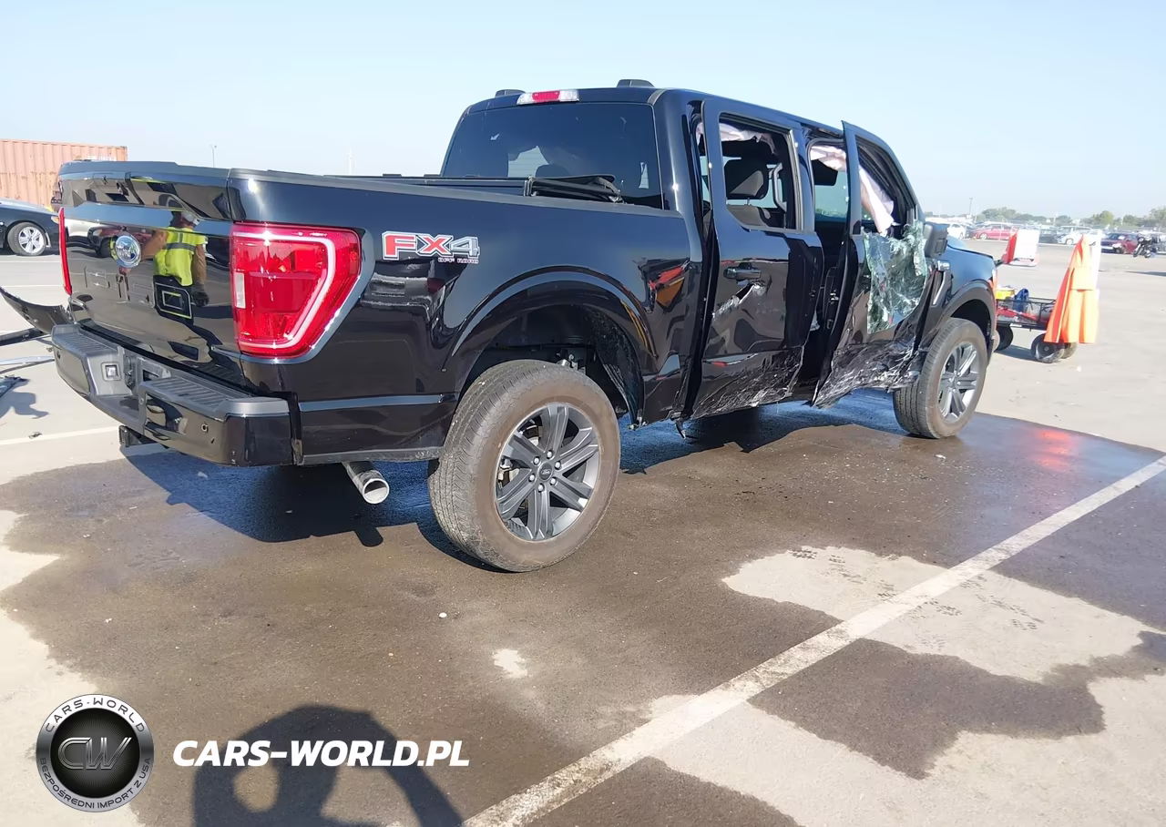 2023 Ford F-150 Xlt VIN:1FTFW1E59PKG12327 - 4