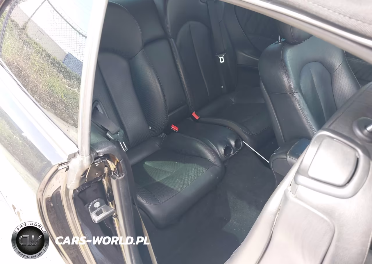 2007 Mercedes-Benz Clk 550 VIN:WDBTK72F87T075585 - 8