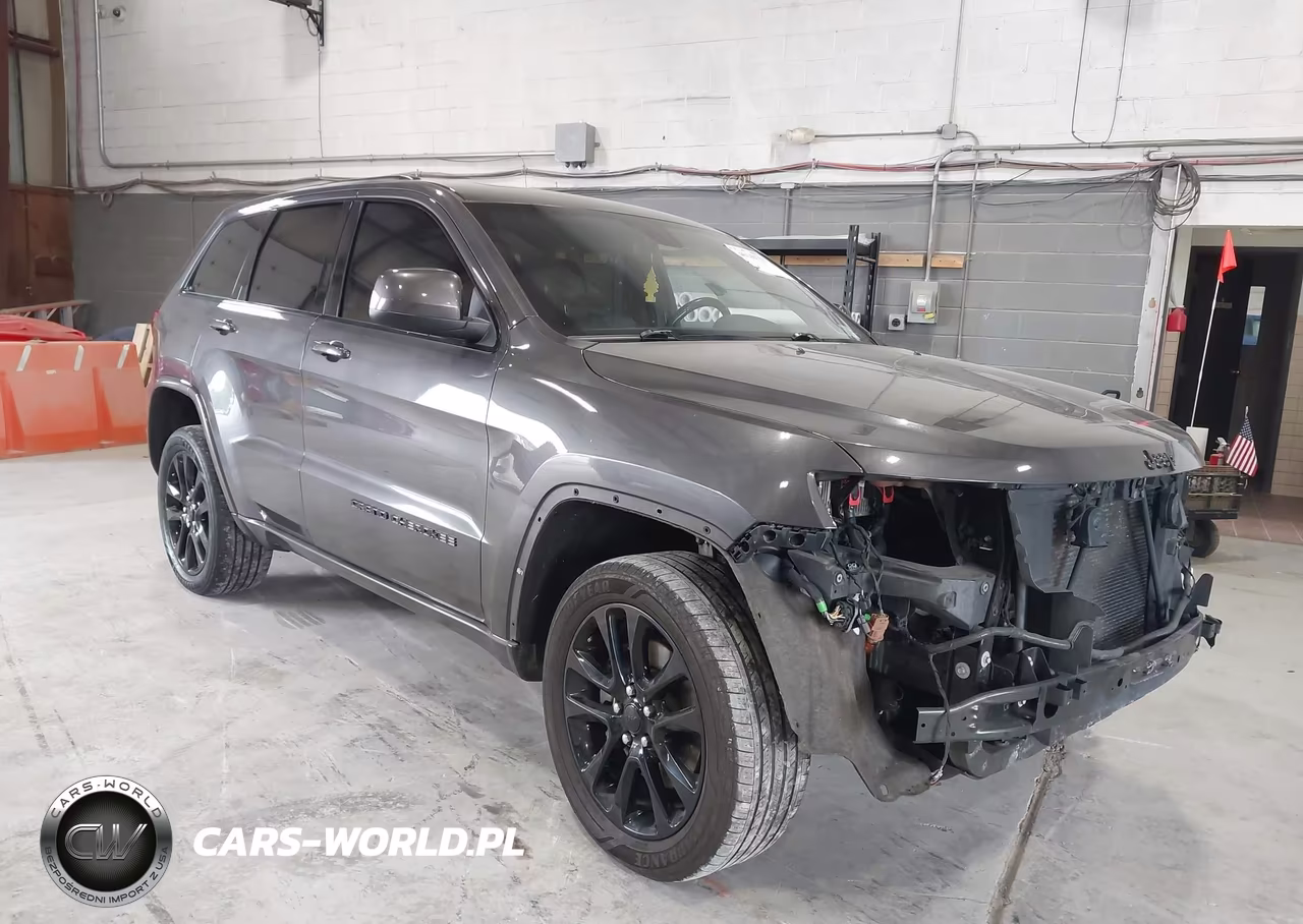 2021 Jeep Grand Cherokee Laredo X 4X4