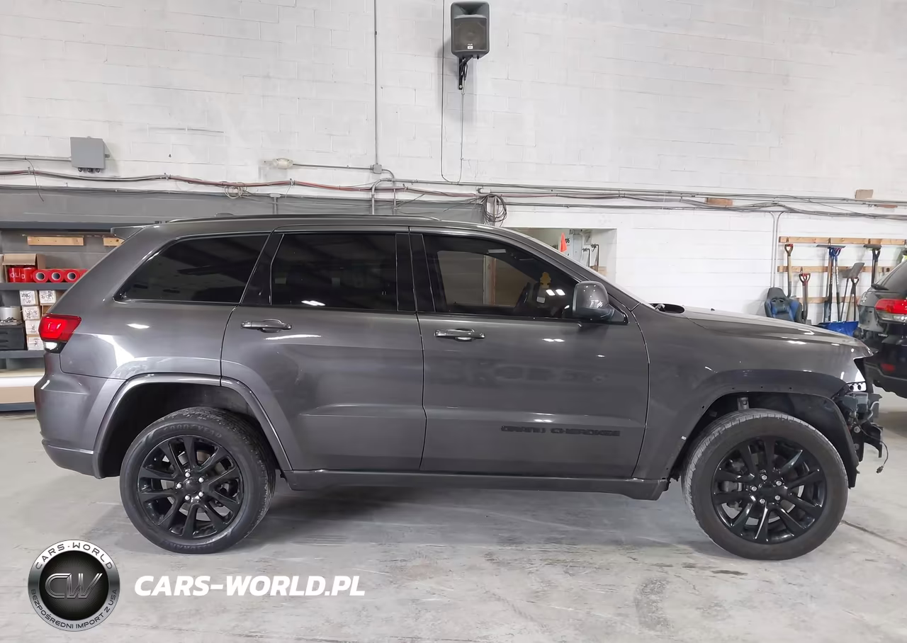 2021 Jeep Grand Cherokee Laredo X 4X4 VIN:1C4RJFAG4MC533797 - 14