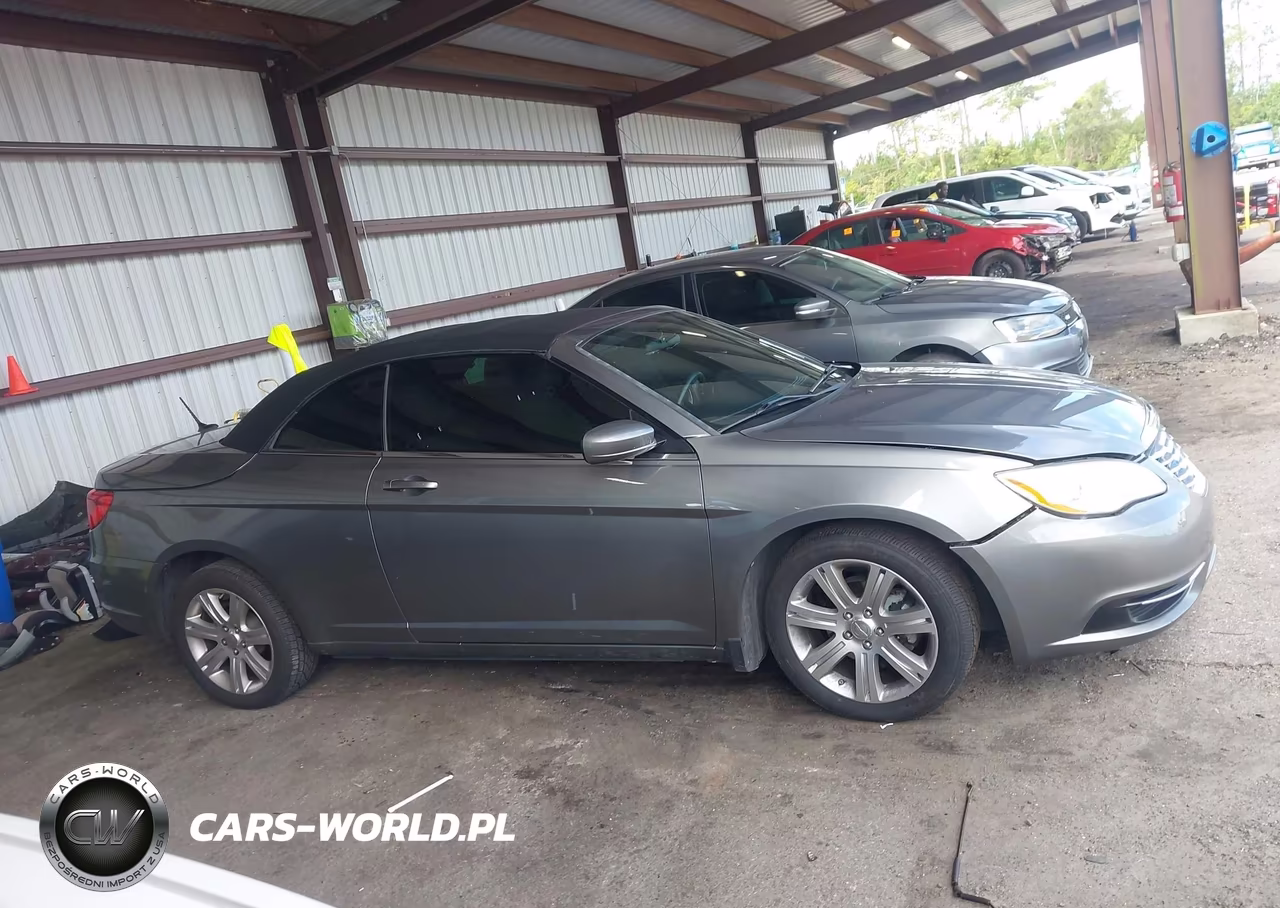 2011 Chrysler 200 Touring VIN:1C3BC2EG4BN624606 - 13