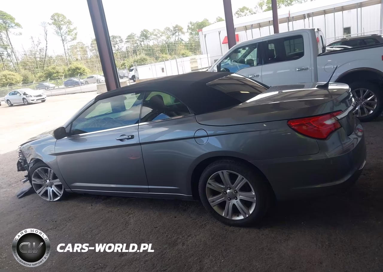 2011 Chrysler 200 Touring VIN:1C3BC2EG4BN624606 - 14