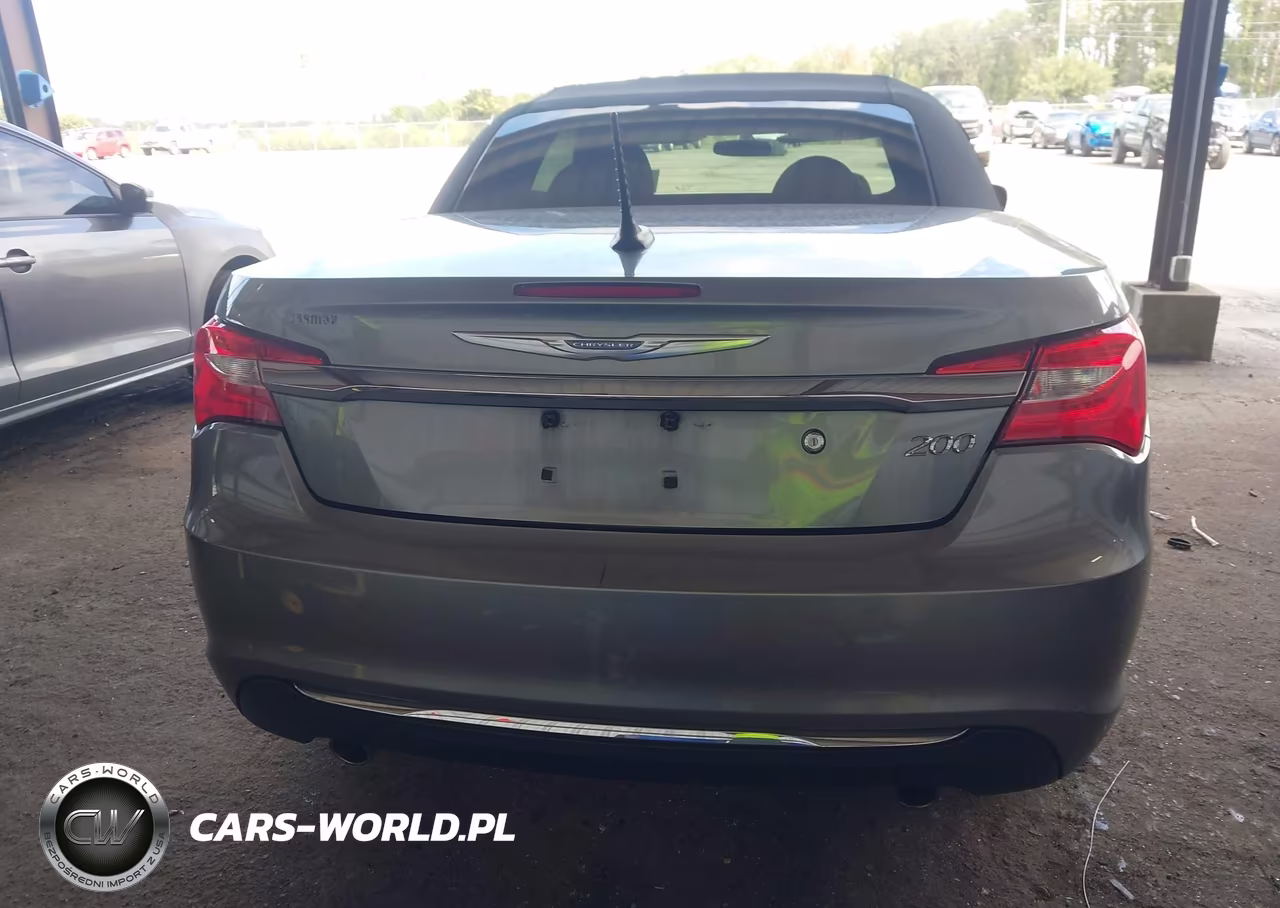 2011 Chrysler 200 Touring VIN:1C3BC2EG4BN624606 - 16