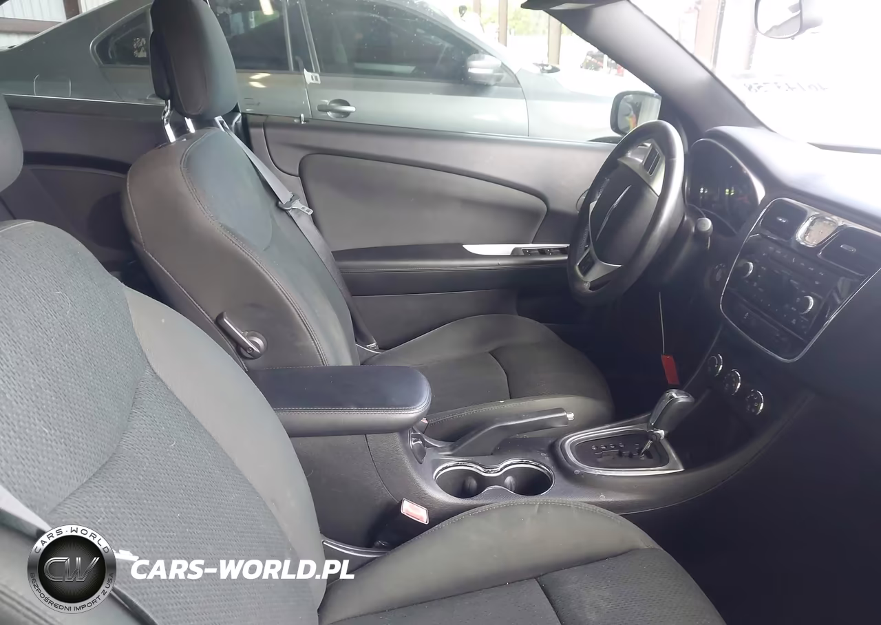 2011 Chrysler 200 Touring VIN:1C3BC2EG4BN624606 - 5