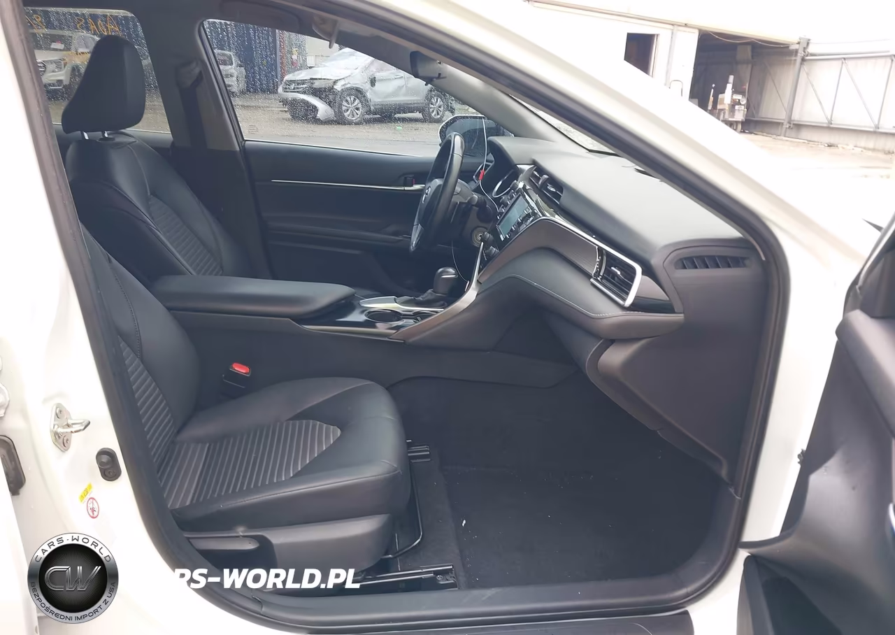 2018 Toyota Camry Se VIN:4T1B11HK6JU110347 - 5
