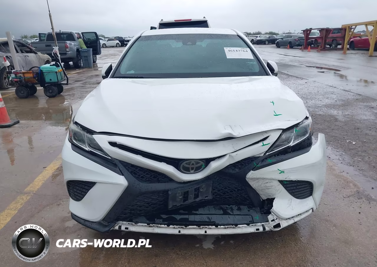 2018 Toyota Camry Se VIN:4T1B11HK6JU110347 - 6