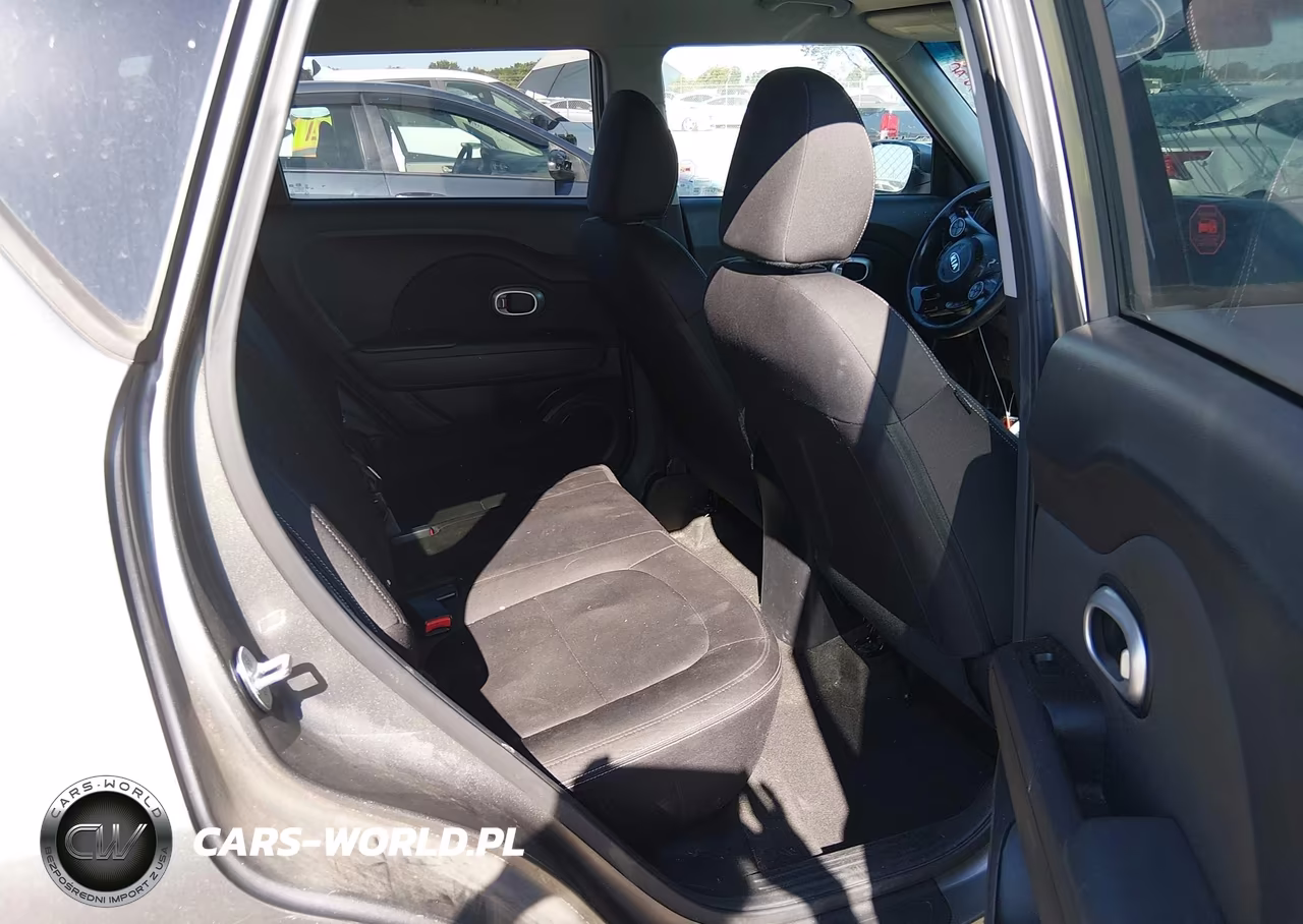 2016 Kia Soul VIN:KNDJN2A21G7253878 - 8