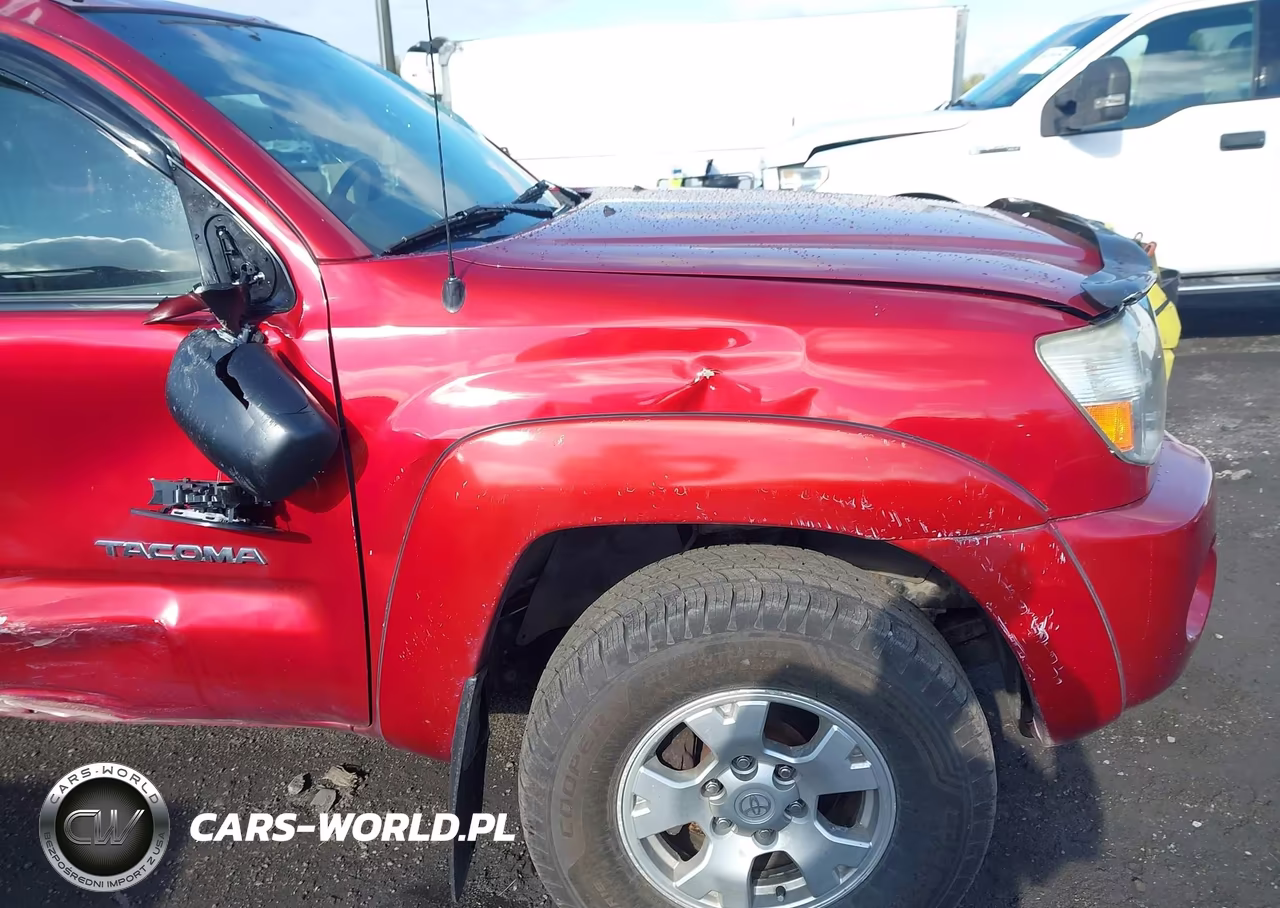 2005 Toyota Tacoma Base V6 VIN:5TEUU42N45Z111440 - 12