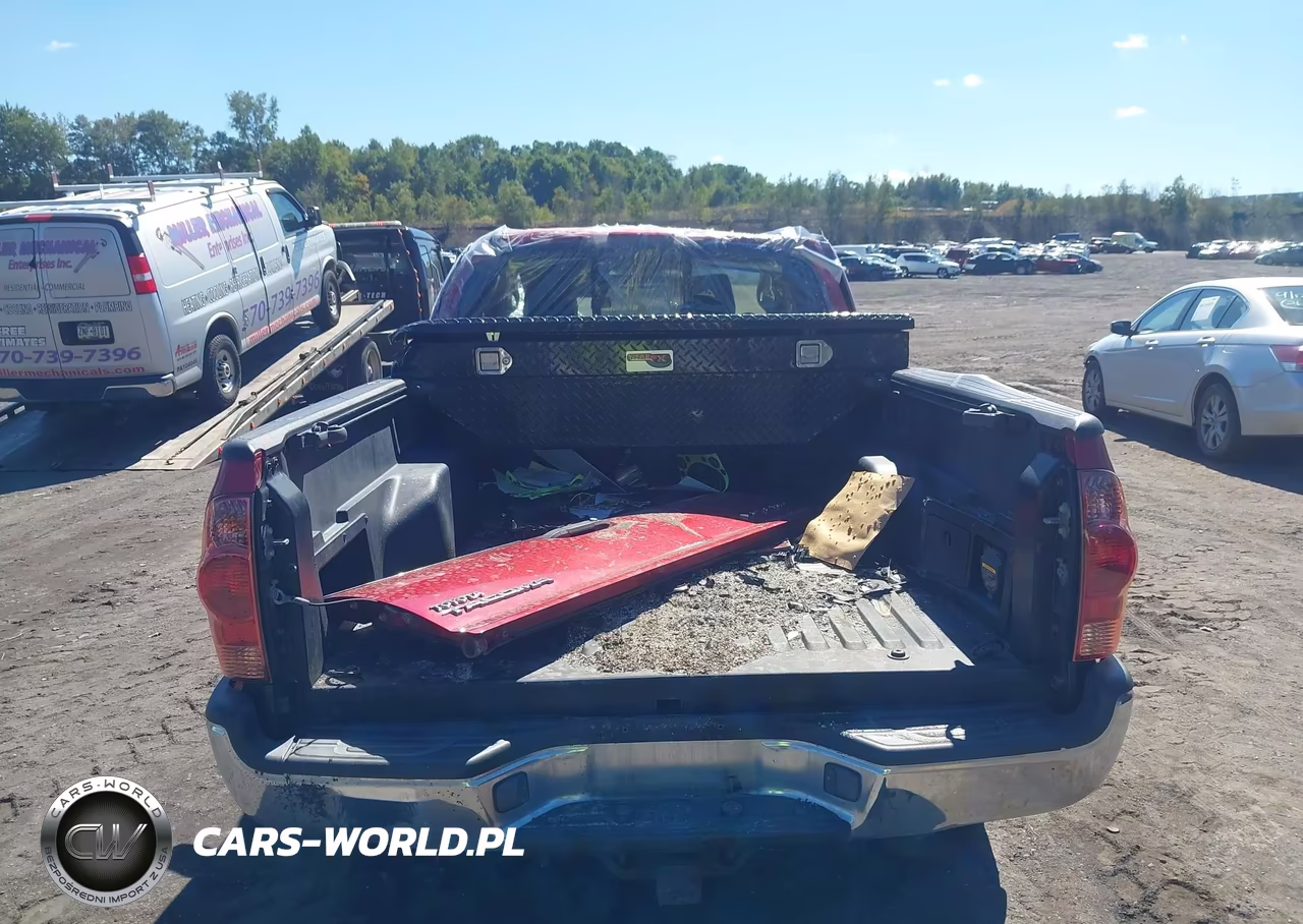 2005 Toyota Tacoma Base V6 VIN:5TEUU42N45Z111440 - 17