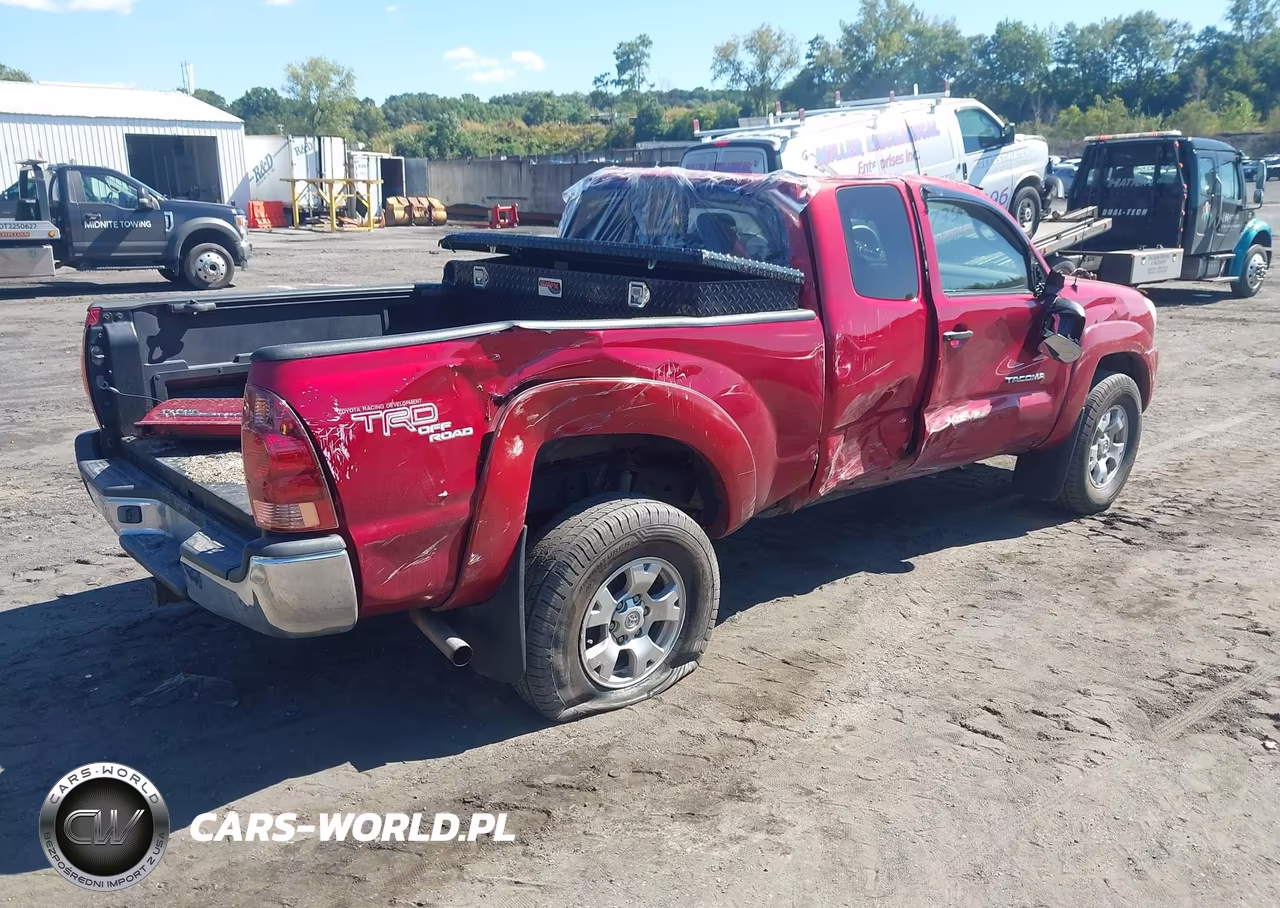 2005 Toyota Tacoma Base V6 VIN:5TEUU42N45Z111440 - 4