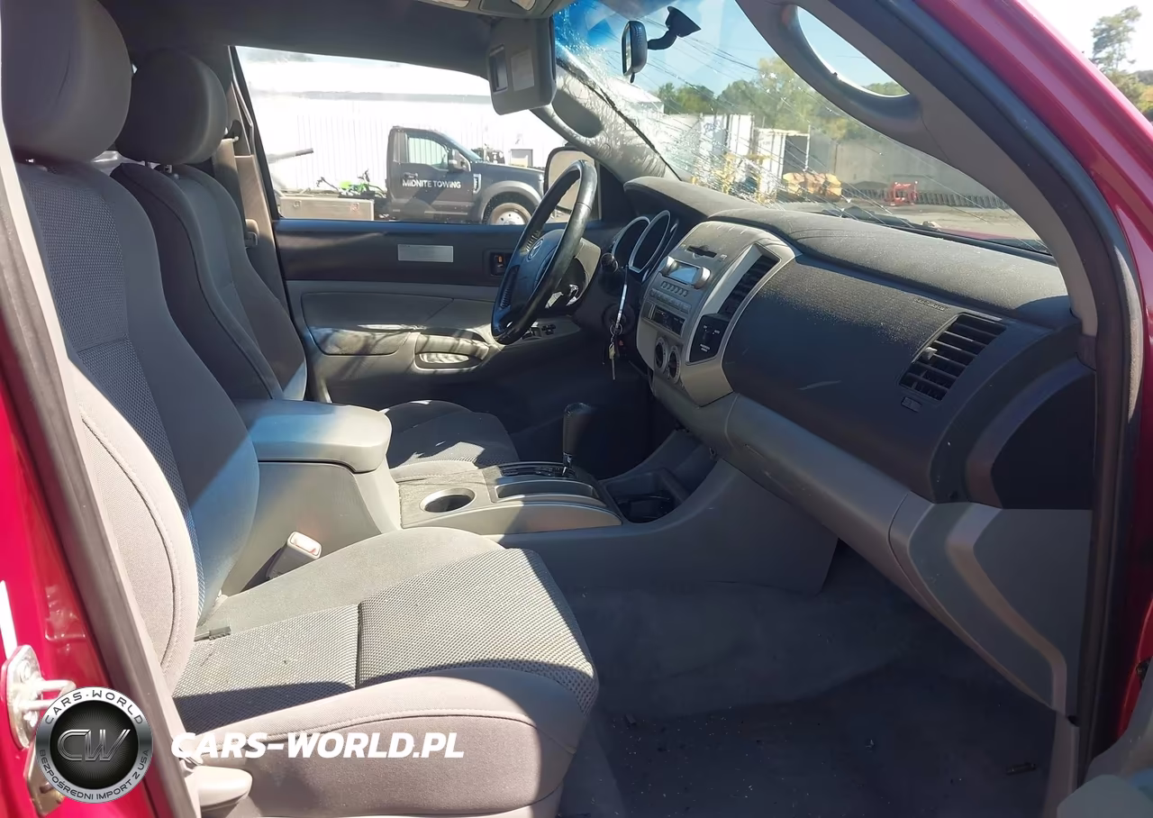 2005 Toyota Tacoma Base V6 VIN:5TEUU42N45Z111440 - 5