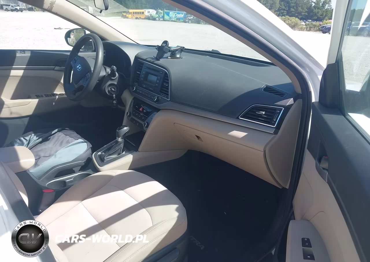 2018 Hyundai Elantra Se VIN:5NPD74LF3JH278304 - 5