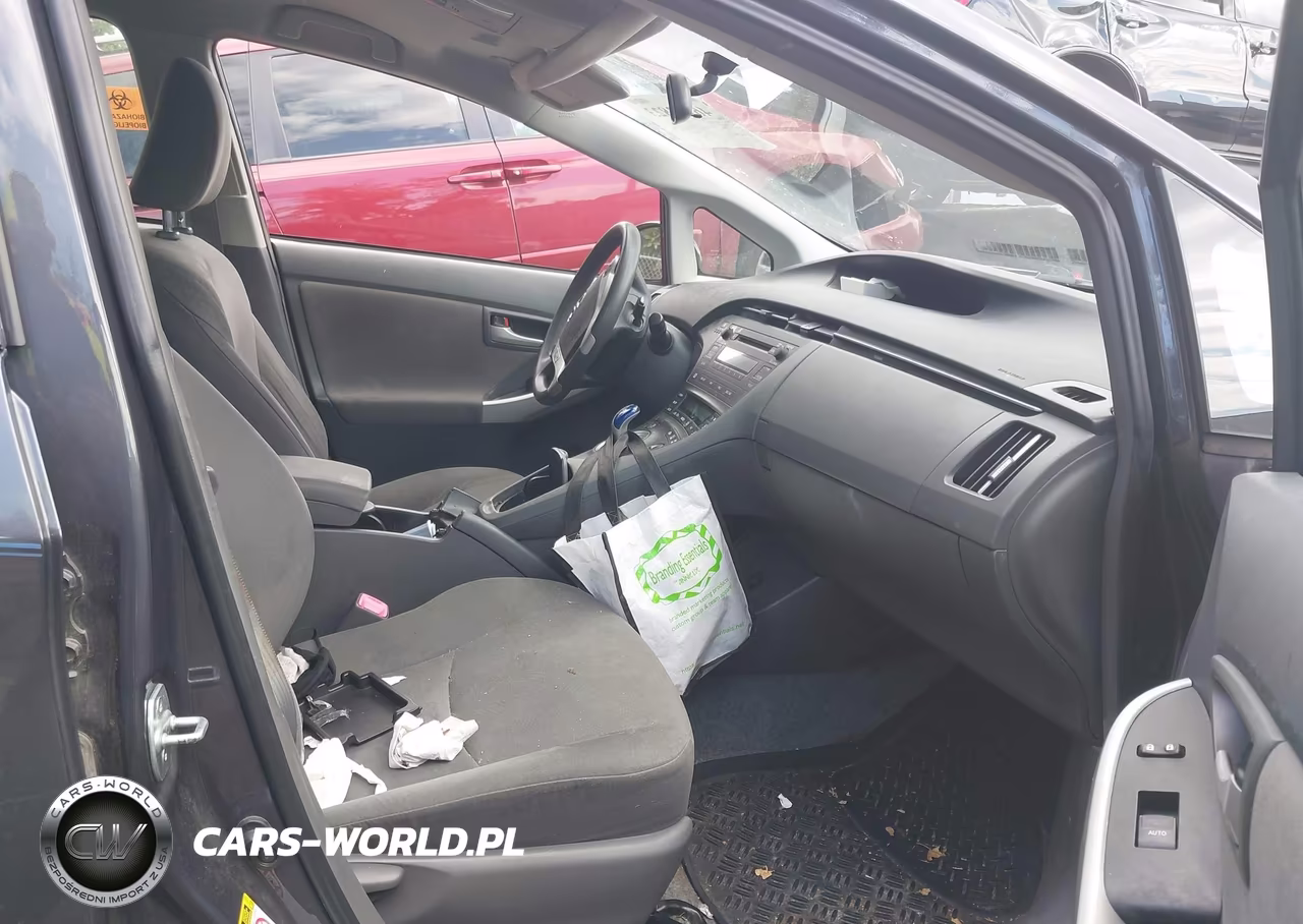 2011 Toyota Prius VIN:JTDKN3DU9B5338835 - 5
