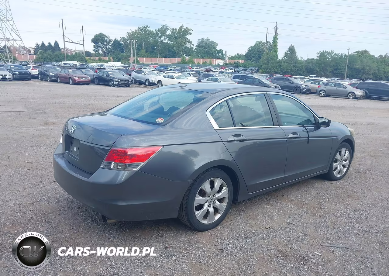 2010 Honda Accord 2.4 Ex-L VIN:1HGCP2F81AA004928 - 4