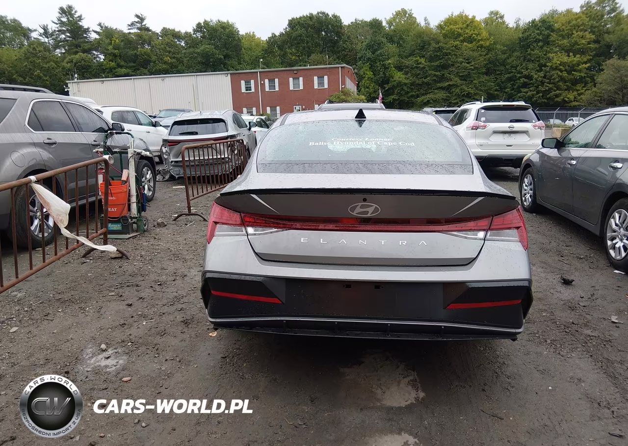 2026 Hyundai Elantra Sel Sport Premium VIN:KMHLS4DG1TU153663 - 17