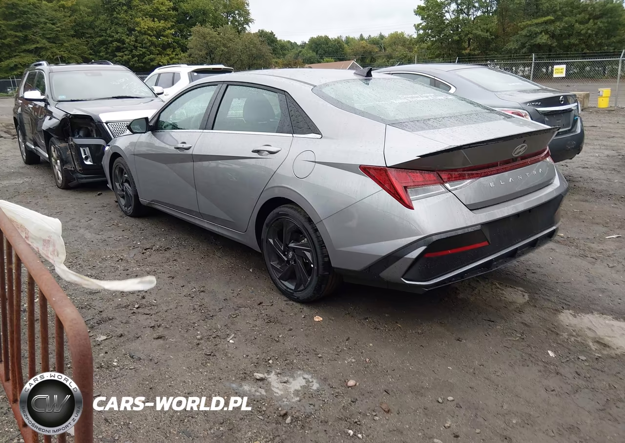 2026 Hyundai Elantra Sel Sport Premium VIN:KMHLS4DG1TU153663 - 3