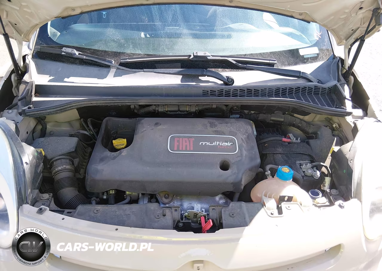 2015 Fiat 500L Lounge VIN:ZFBCFACHXFZ032187 - 10