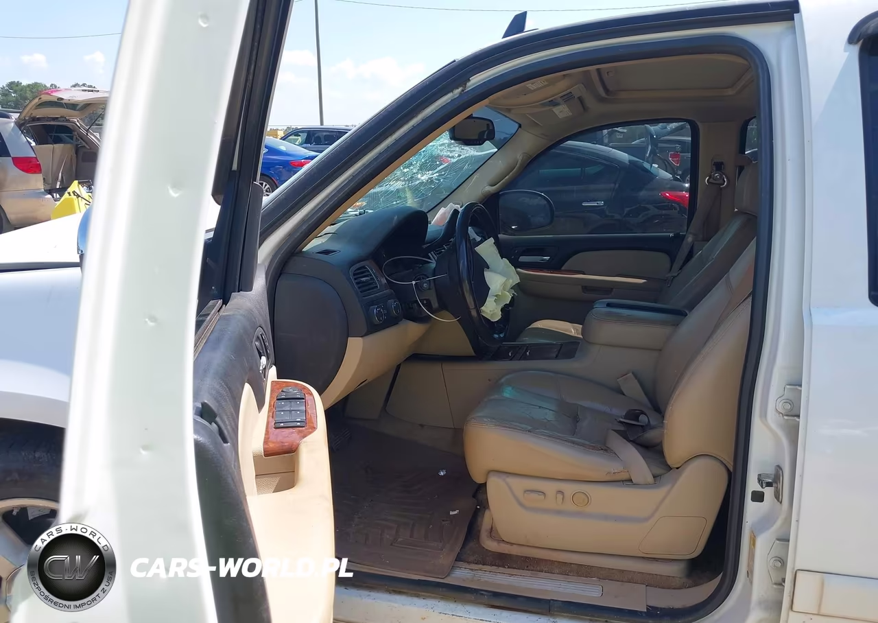 2007 Chevrolet Tahoe Ltz VIN:1GNFK13027J350859 - 5