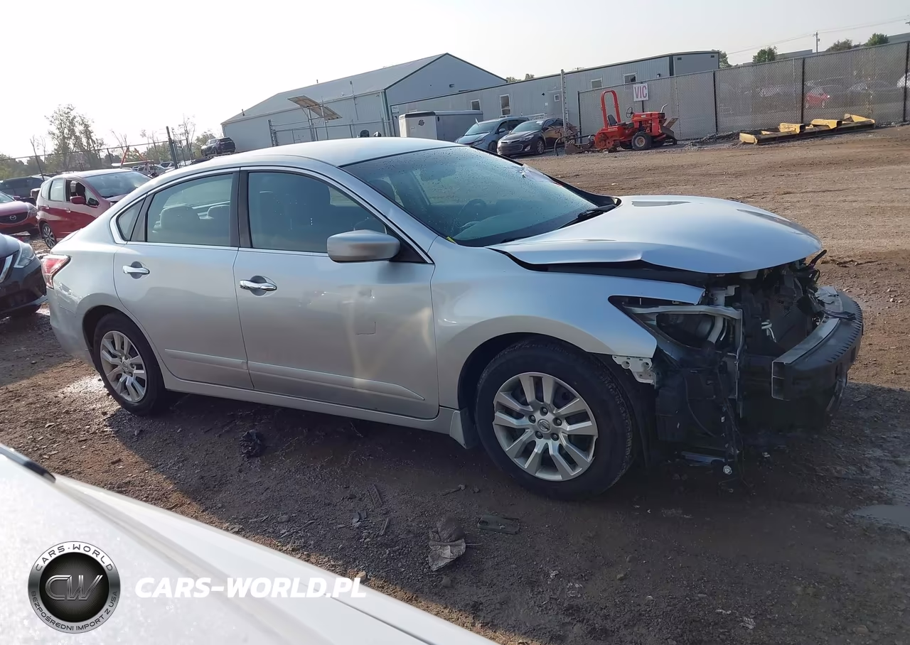 2015 Nissan Altima 2.5 S VIN:1N4AL3AP4FC588331 - 14