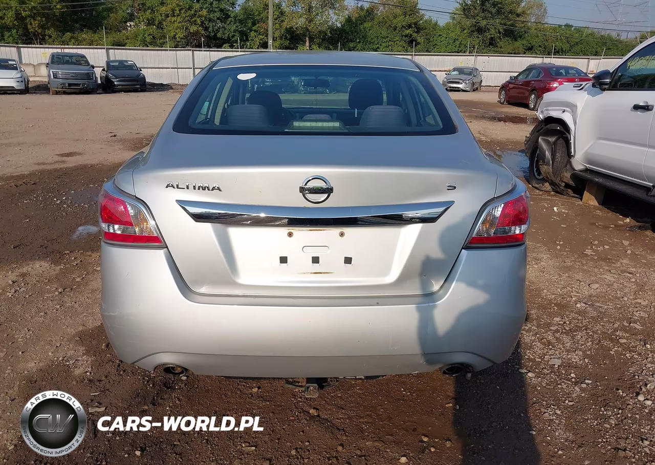 2015 Nissan Altima 2.5 S VIN:1N4AL3AP4FC588331 - 17