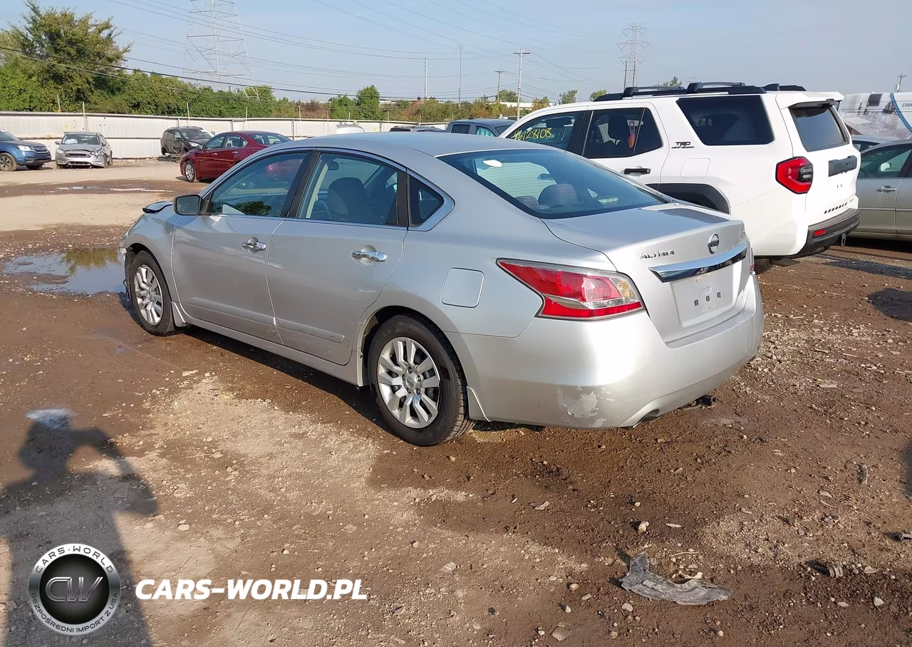 2015 Nissan Altima 2.5 S VIN:1N4AL3AP4FC588331 - 3