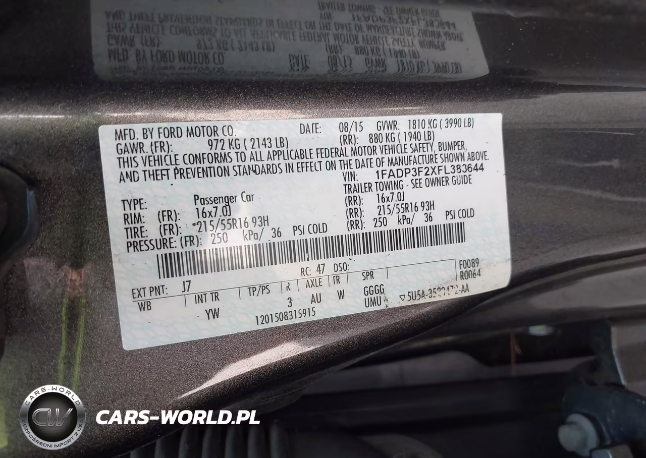 2015 Ford Focus Se VIN:1FADP3F2XFL383644 - 9